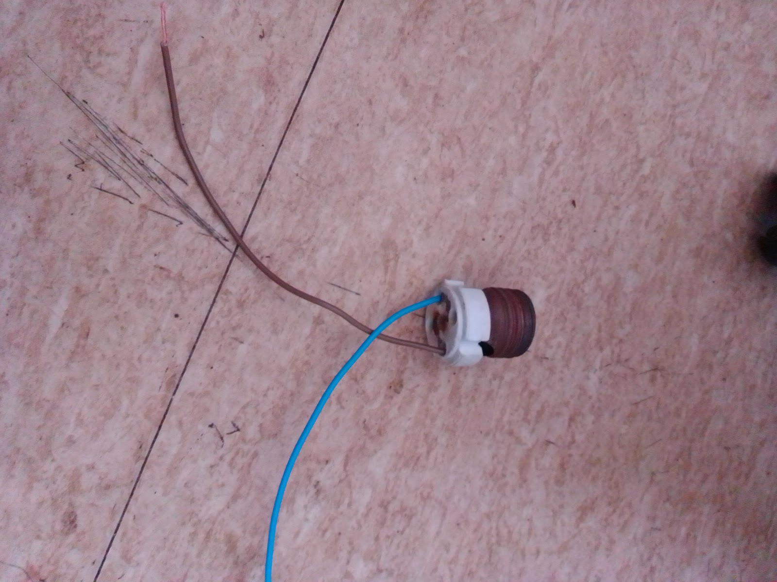 Image 1K8PSab0TcXUl0hkoSCg5ChEUJT9pJ18c